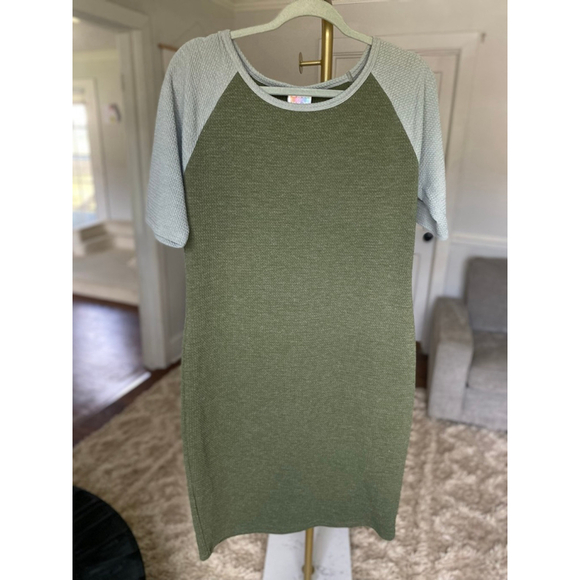Lularoe Knee Length T-shirt Dress Green Gray Comfy Lounge Stretch XL Streetwear - Picture 2 of 6